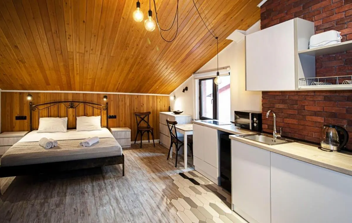 Top Location Cozy Wooden Ceiling Apt - By Wehost Tbilisi Apartament