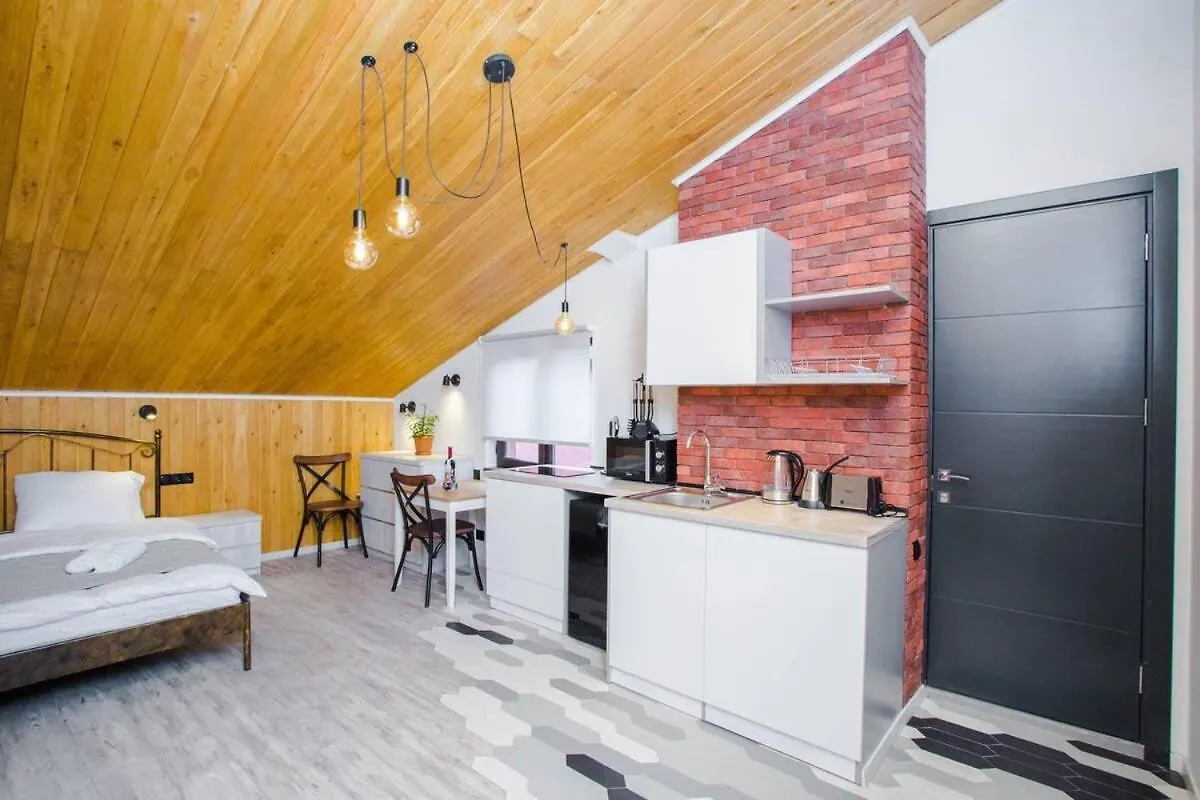 Top Location Cozy Wooden Ceiling Apt - By Wehost Tbilisi Apartament